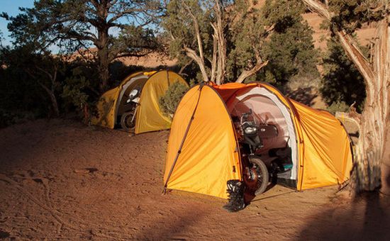 500x nomad motorcycle tent 1