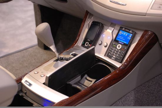 automotive wireless charging station 01