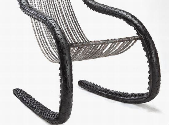 bike wheel and chain chair 01
