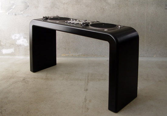 black wooden dj desk btnmG 5784