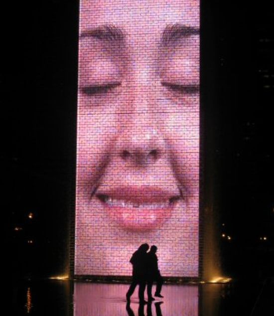 crownfountain3 hH1vD 11446