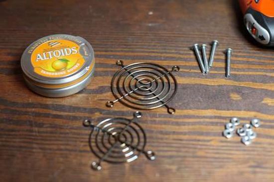 diy bbq grill from altoids sours tin 3