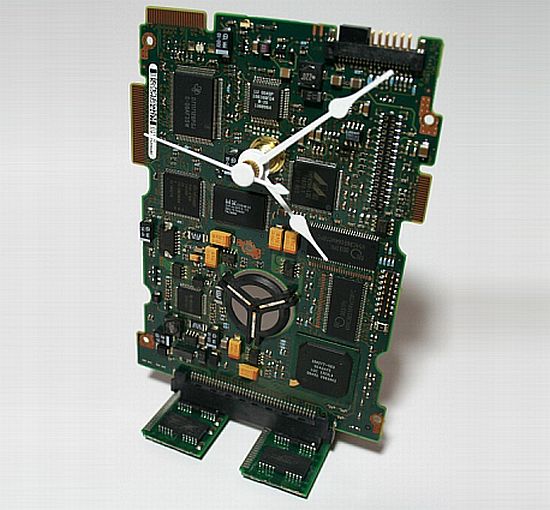 hard drive circuit board desk clock 03