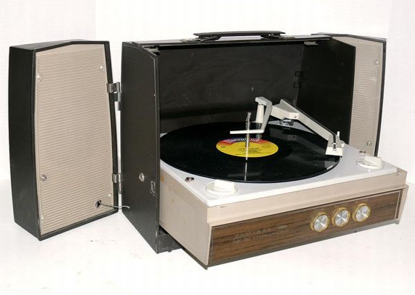 Portable Vintage Stereo