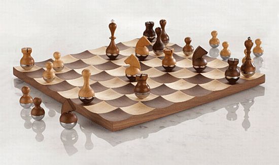 wobble chess set