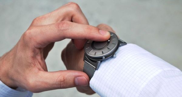 Six creative wristwatches for blind people Designbuzz