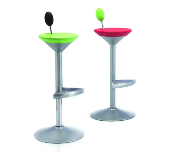 Manhattan-Bar-Stool-01