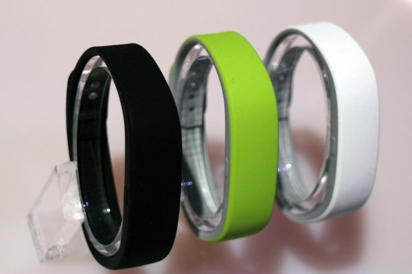 Sony-Core-smartband-colors