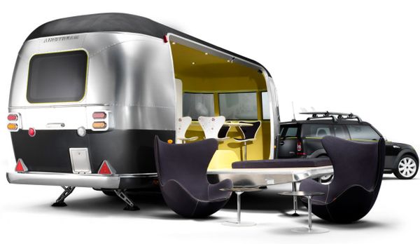 MINI-Cooper-S-Clubman-Airstream-Trailer-1