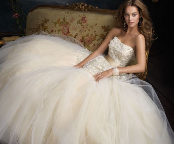 ball-gown-wedding-dresses-08