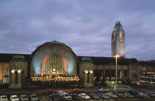 central_railway_station _helsinki_finland_photo_finland_tourist_board