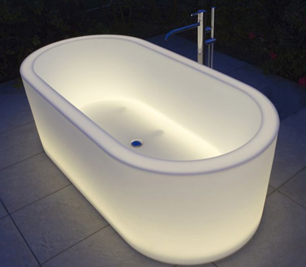 innovative-illuminated-bathtubs-Antonio-Luppi