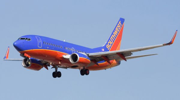 Southwest_Airlines_Boeing_737-7H4_N231WN