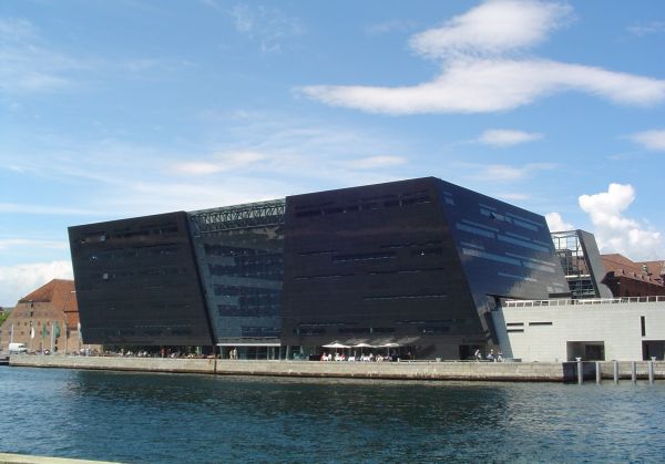 royal Danish library, located in Copenhagen