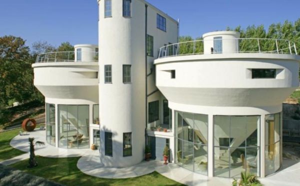 Water-treatment-Plant-converted-into-a-residential-house-in-Kent-England