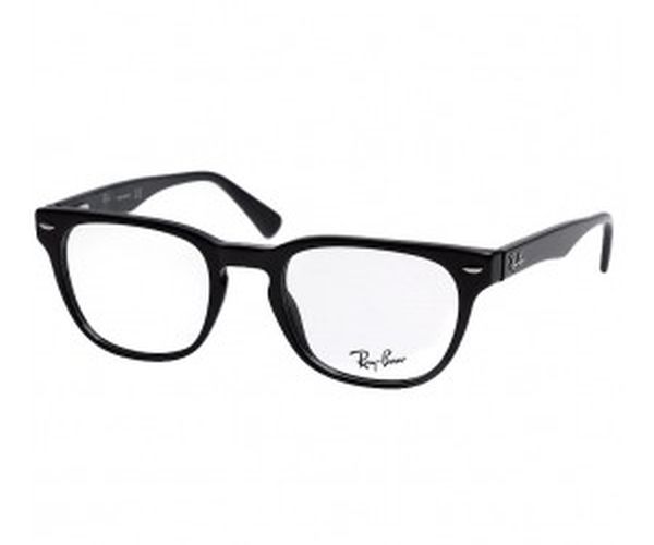 Exaggerated Wayfarer Glasses