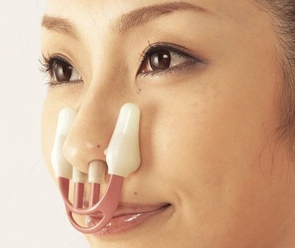 Nose straightener