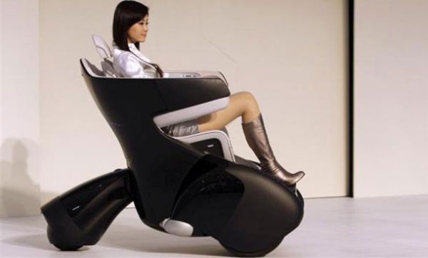 https://designbuzz.com/wp-content/uploads/2015/04/Toyota-i-Real-Concept.jpg