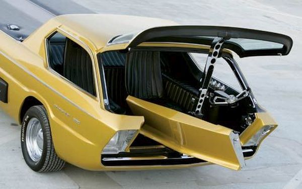 Dodge Deora