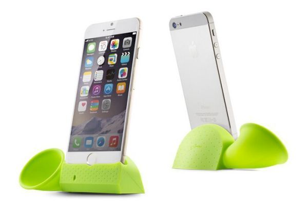Horn Amplifier Hands-Free iPhone Stand