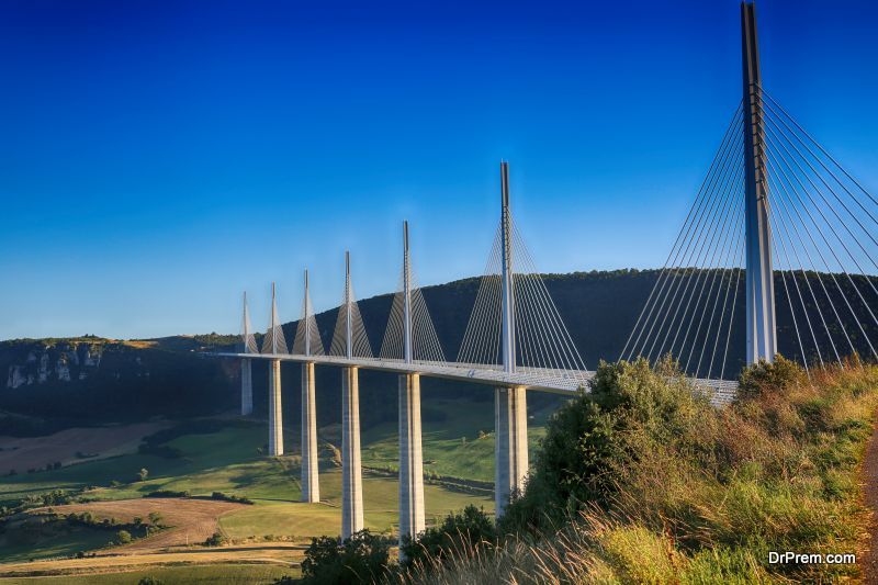 Millau-Viaduct-FRANCE