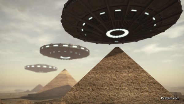 Aliens-and-Pyramids