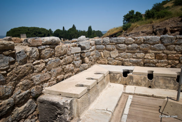 Roman-toilets