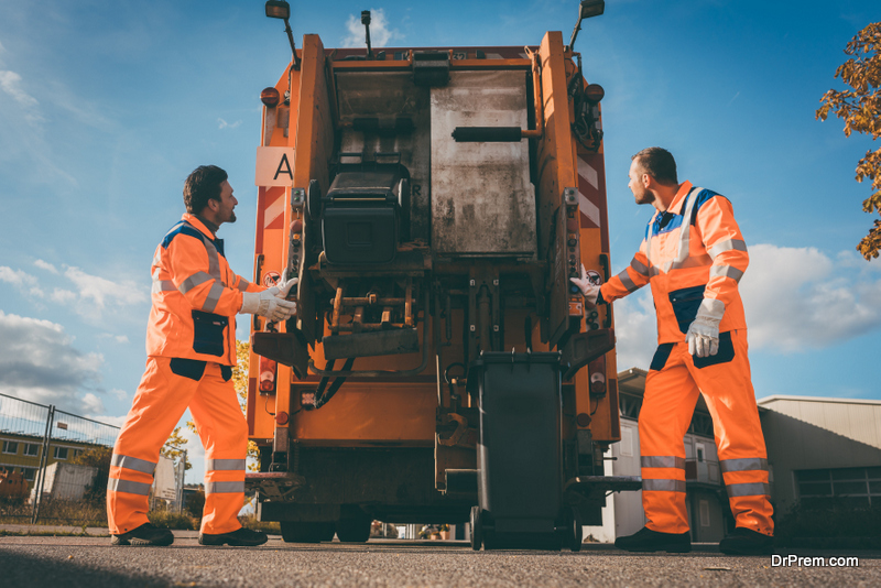 waste-collecting vehicle