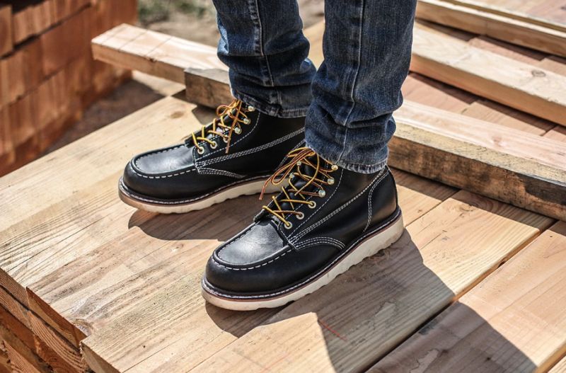 mens black moc toe boots