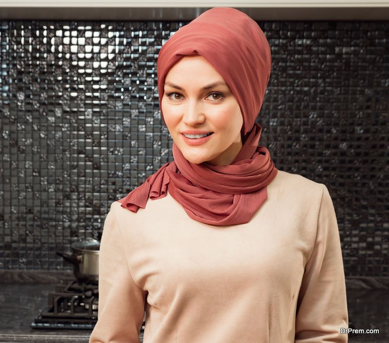 Four of the Best Winter Hijab Materials – Designbuzz