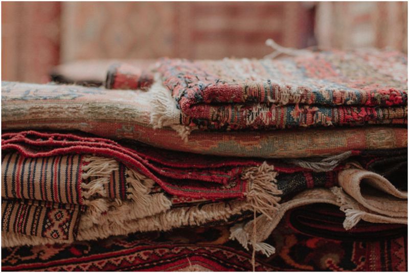 antique rug 